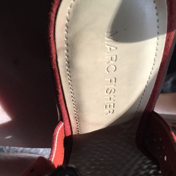 Marc Fisher 8.5 chunk heel perforated sling back suede upper. Like brand new! - Picture 5 of 5